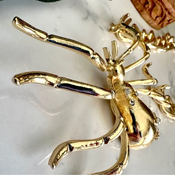 Zara Golden Bejeweled Spider Necklace Halloween Special Collection Statement NEW - Picture 11 of 14